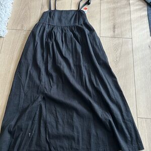 Old Navy Black Elastic Waist Maxi Skirt